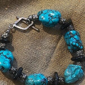 Vintage Turquoise and Silver Women's Bracelet